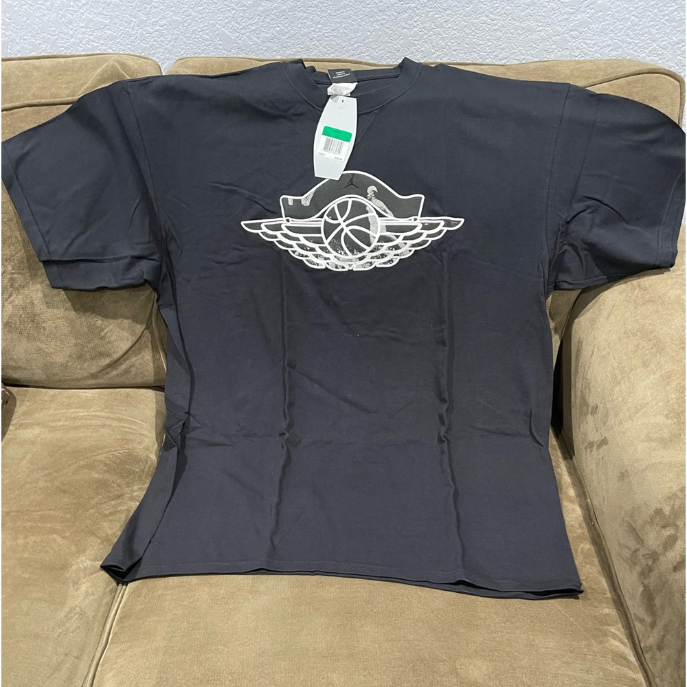 NIKE AIR JORDAN WINGS T-SHIRT BLACK/WHITE SIZE EXTRA LARGE MENS